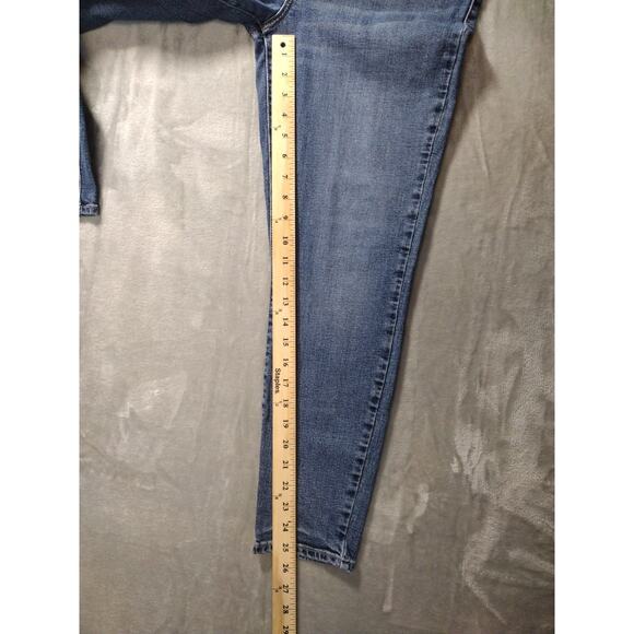 Lucky Brand Jeans Womens Blue Light Wash Ava Mid Rise Button Fly Ankle 10/30 - Picture 7 of 11